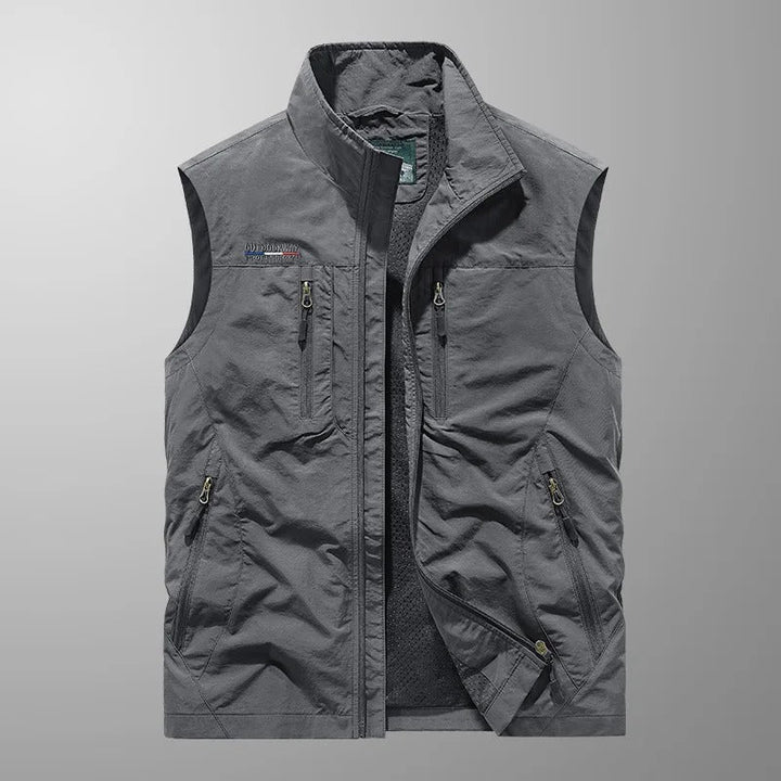 Axton | Multi-Pocket Breathable Outdoor Cargo Vest