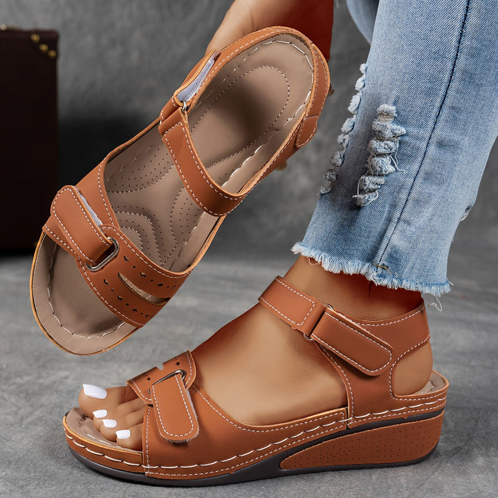 Calliope | Elegant Orthopedic Sandals