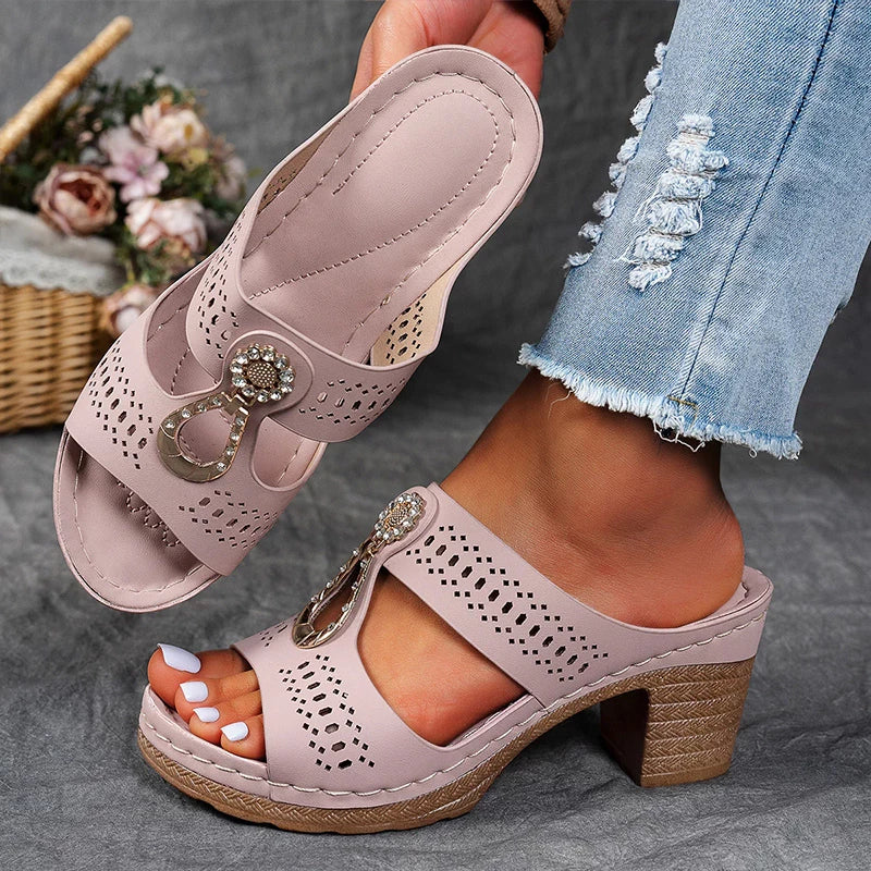 Danielle | Chic and Comfortable Orthopaedic Sandals