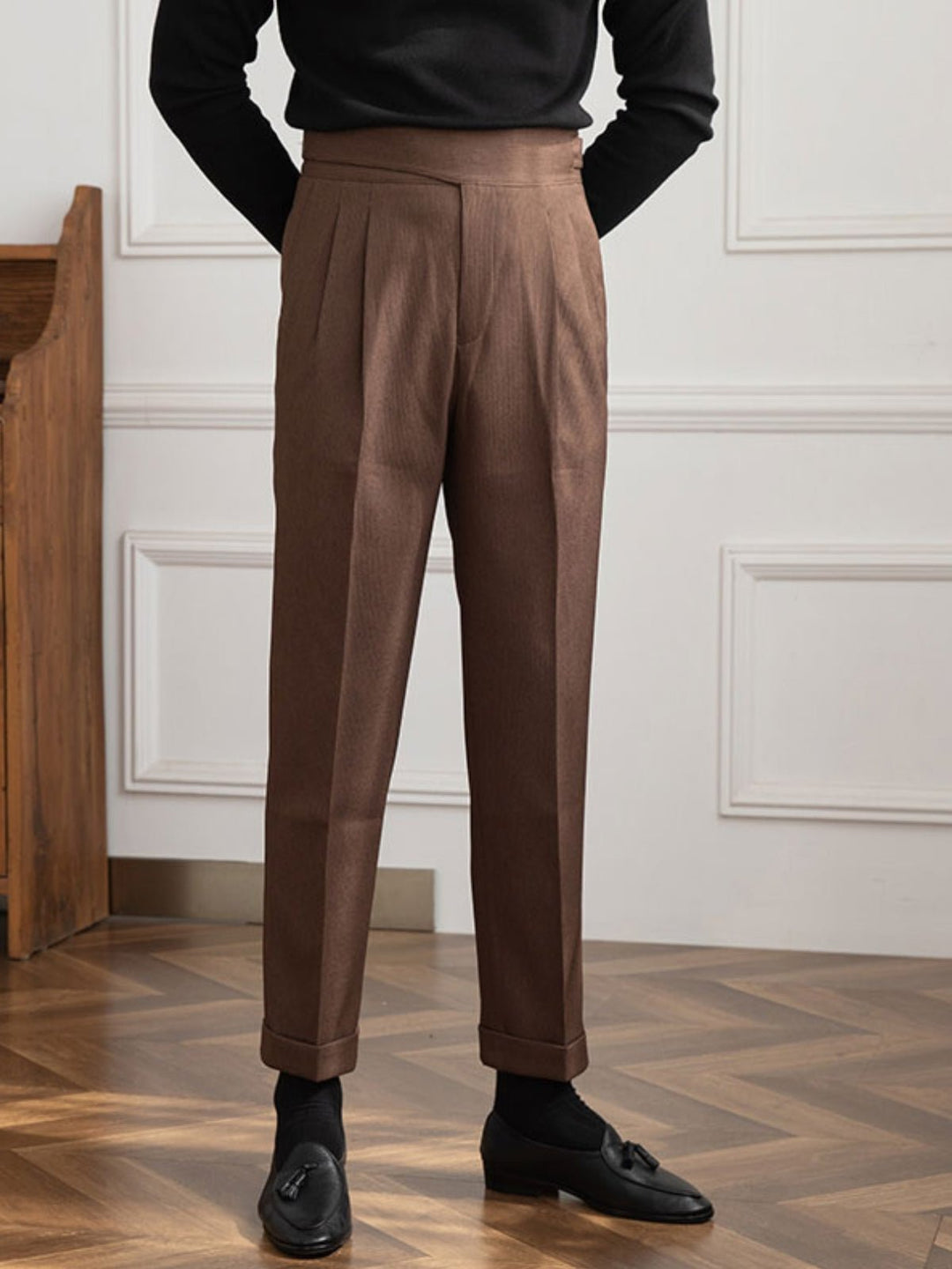 Evren | High-Waisted Gurkha Trousers