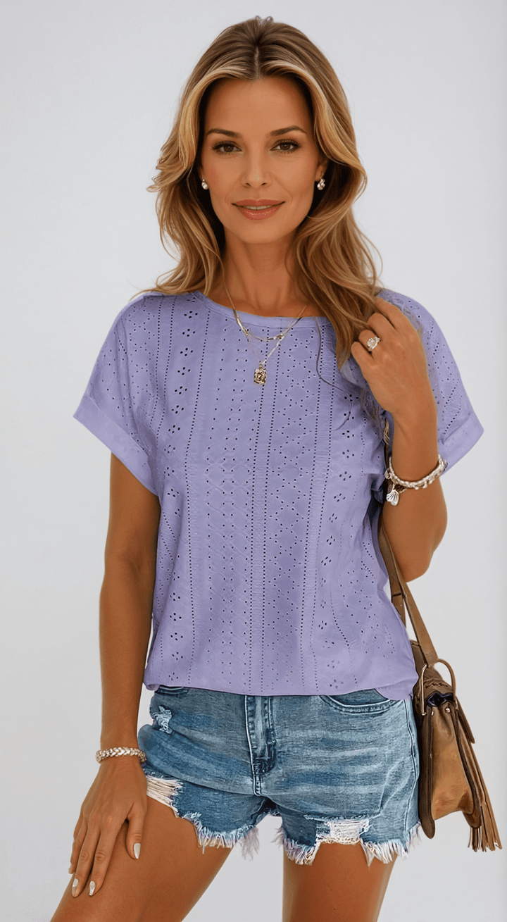 Riza | Casual Eyelet Top with Playful Details